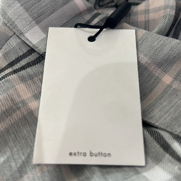 Calvin Klein Plaid Button Down Shirt XS NWT - Picture 7 of 7